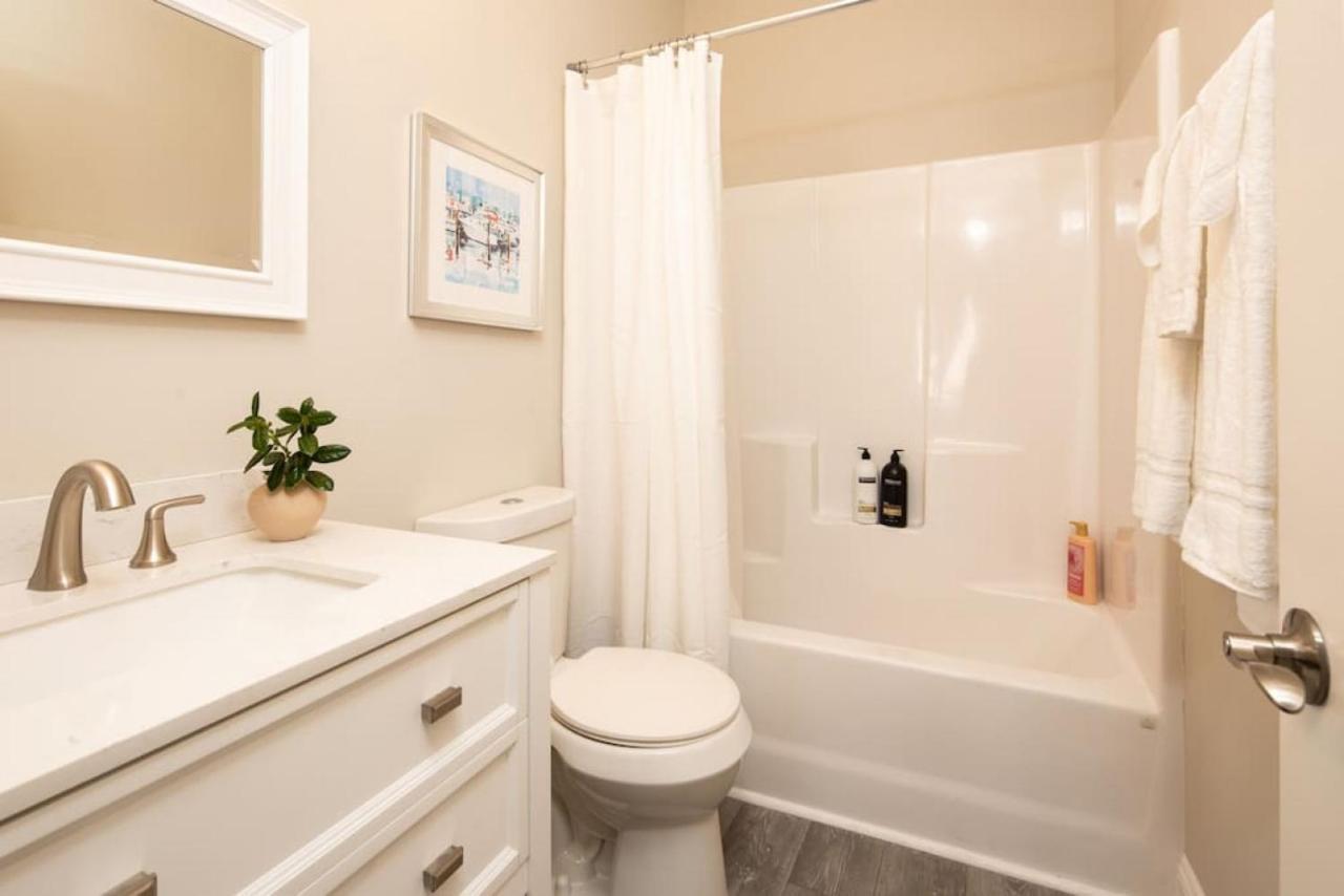 Lovely 4Br King Beds Steps To Beach And Pier F Myrtle Beach Kültér fotó